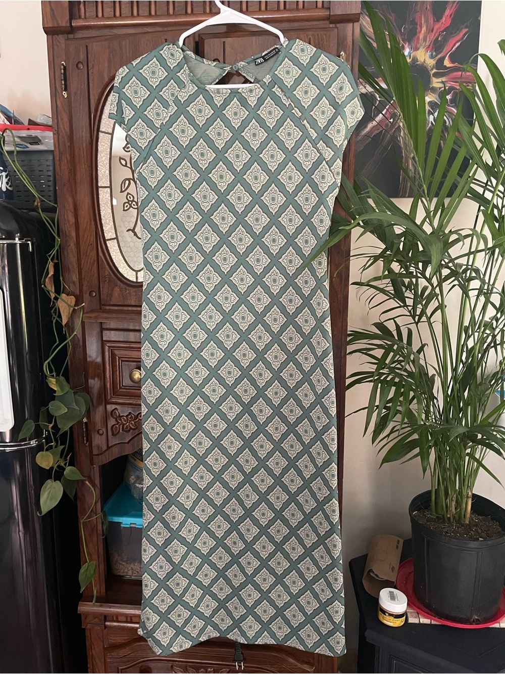 ZARA Classic Geometric Sheath Dress in Sage Green